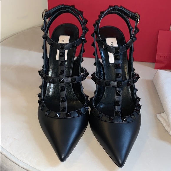 Valentino Shoes - Worn Once! Valentino Garavani Rockstud Slings 39.5